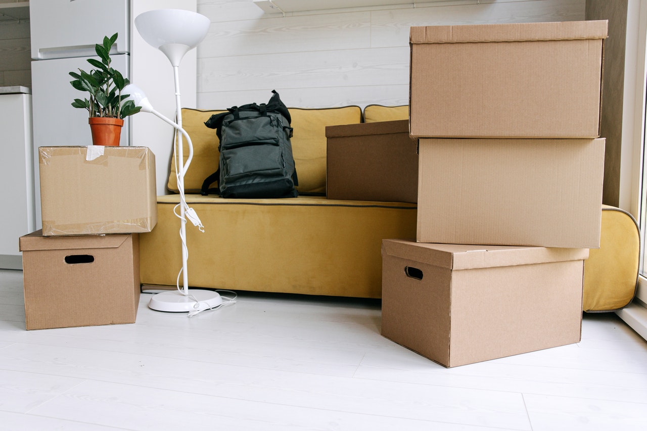  How To Pack Lamps For Moving: A Step-By-Step Guide