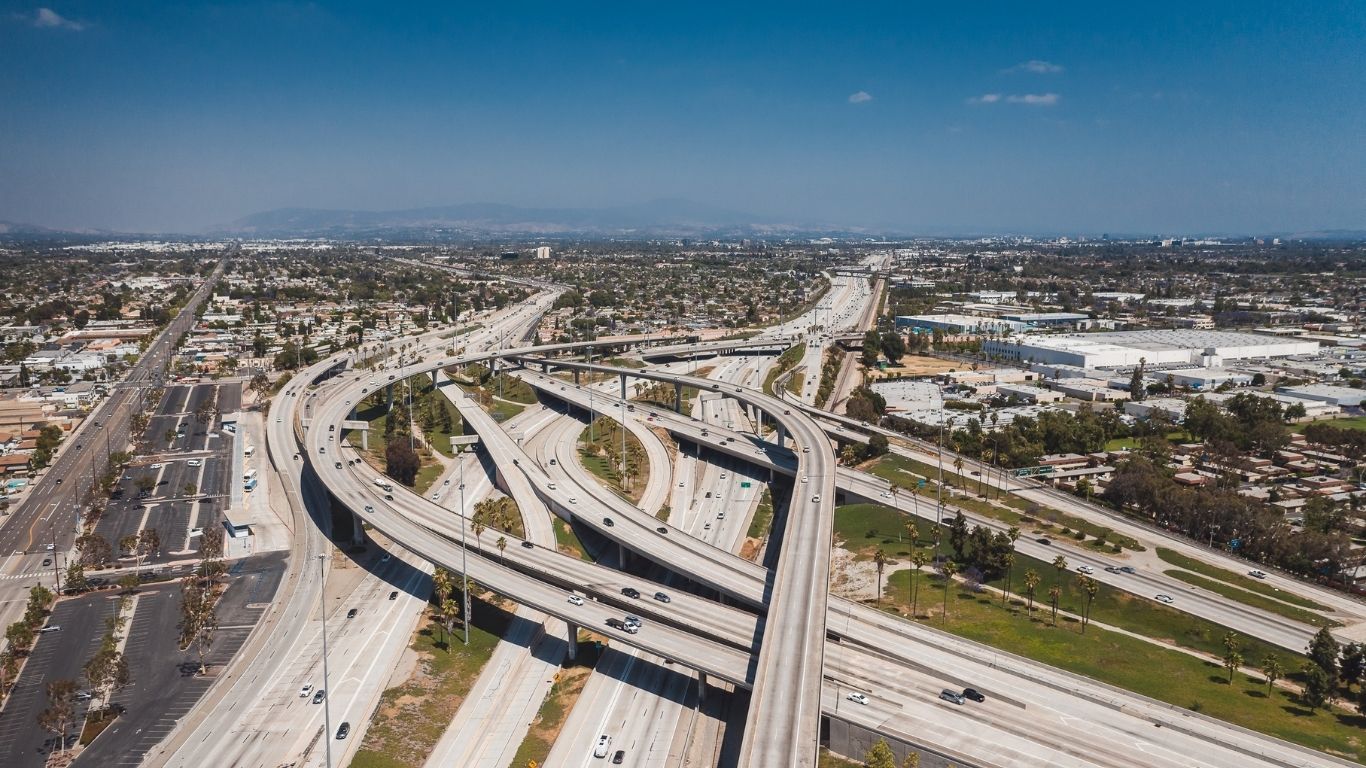  Find Your Dream Moving Company in Los Angeles: Tips and Tricks from the Pros