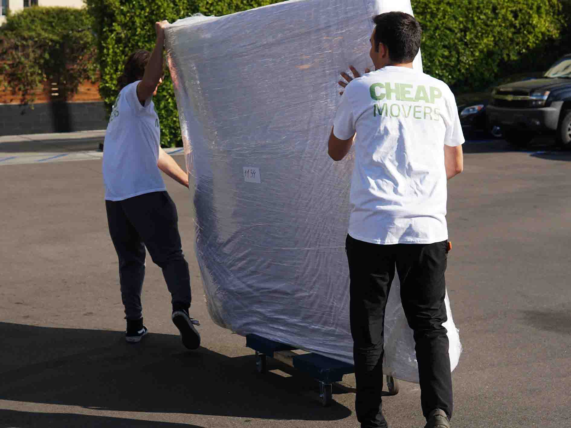  Navigating Business Transitions: The Role of Commercial Moving Companies in Los Angeles