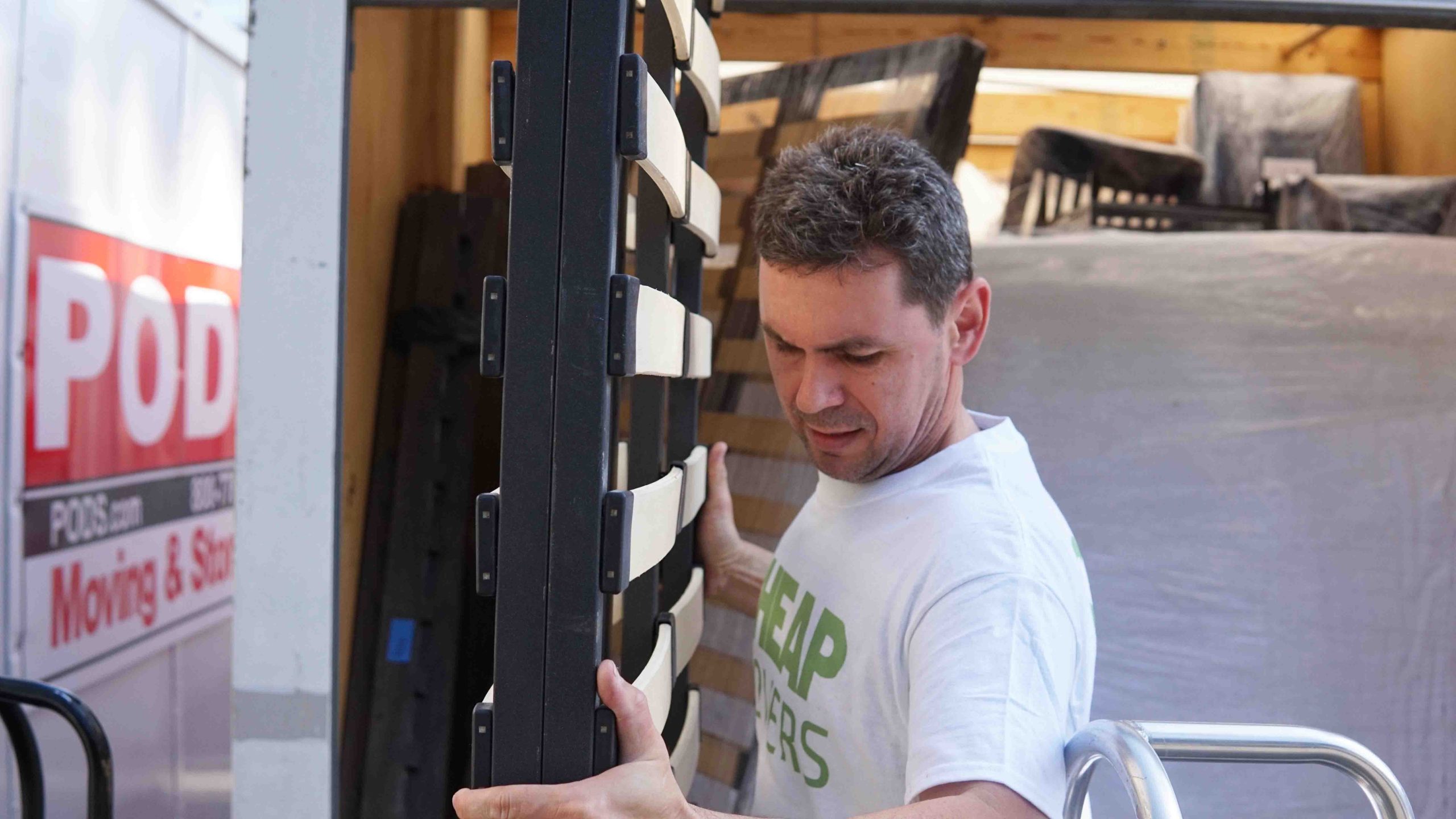  Effortless Packing Solutions: Cheap Movers Los Angeles Offers Professional Packers for Stress-Free Moving